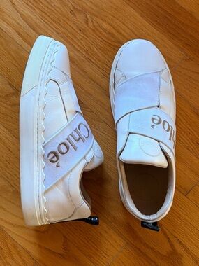CHLOÉ 38 White Leather Slip-On Sneakers with Black Heel Tab